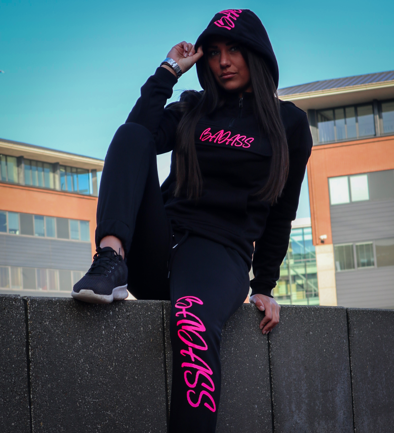 Millimeter Assortiment Voorgevoel Dames Joggingpak zwart badassbroek nieuw neon roze - Badass Fashion